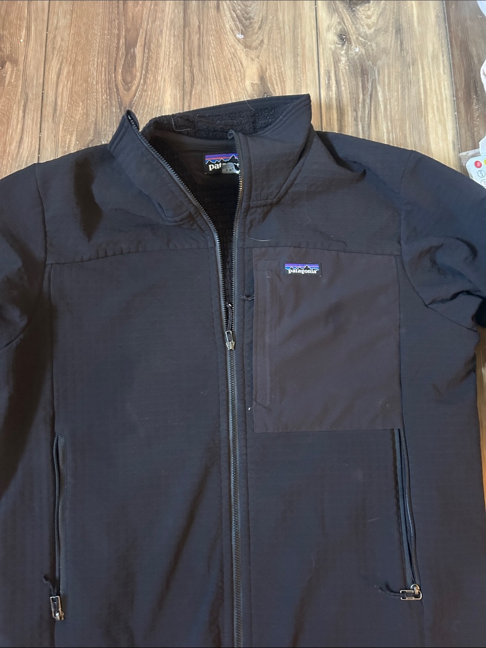 Patagonia Men's Black Full-Zip Performance Jacket